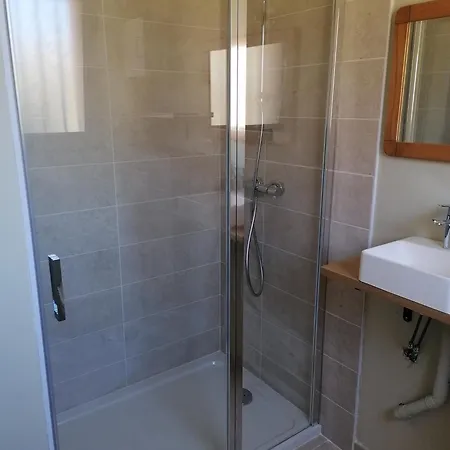 Neuf Avec Acces Sauna, Bain A Remous Feriehus